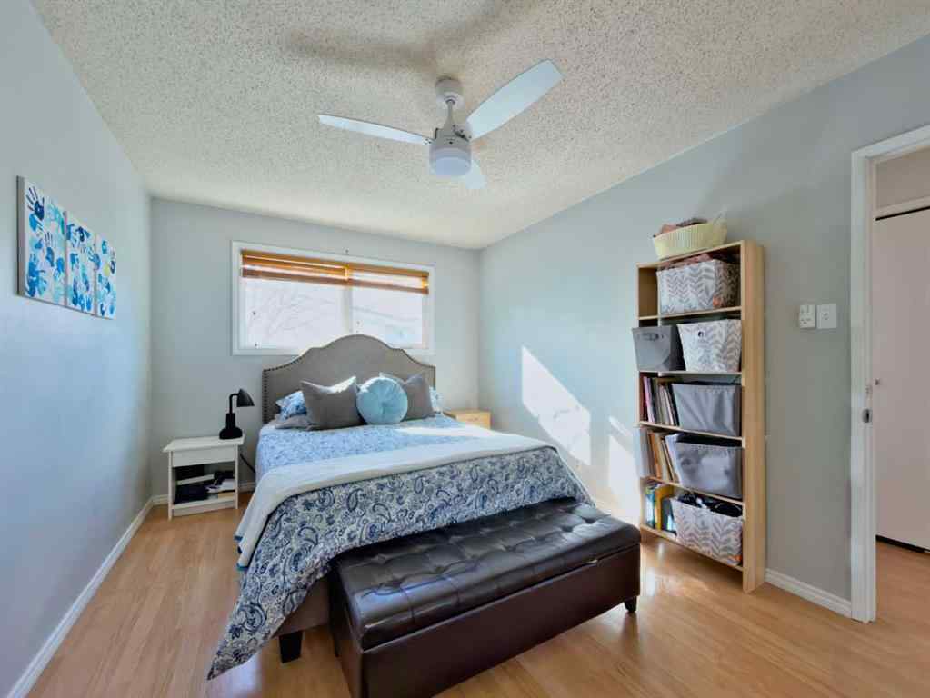 MLS® A2265950 - 8 Cayuga Crescent W   in Indian Battle Heights Lethbridge, Residential