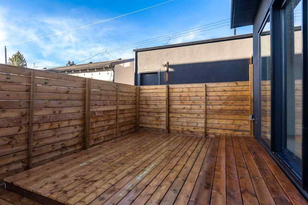 MLS® A2265959 - 4309 32 Avenue SW in Glenbrook Calgary, Residential