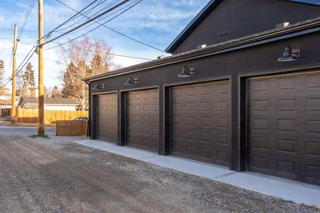 MLS® A2265959 - 4309 32 Avenue SW in Glenbrook Calgary, Residential