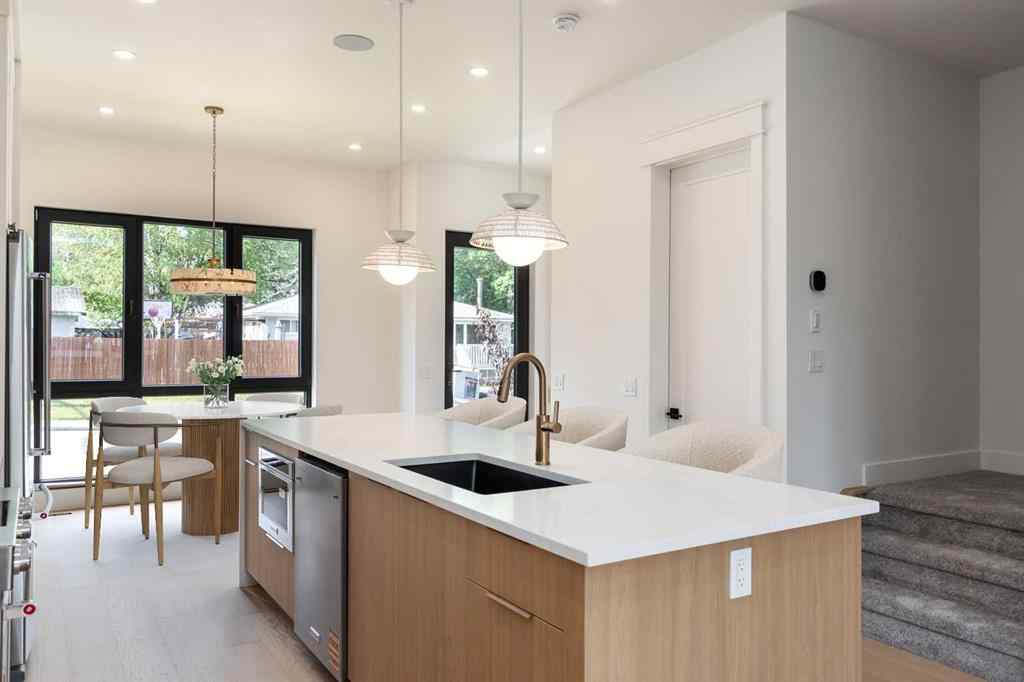 MLS® A2265959 - 4309 32 Avenue SW in Glenbrook Calgary, Residential