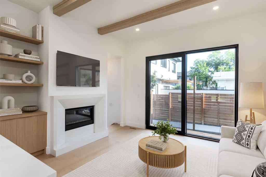 MLS® A2265959 - 4309 32 Avenue SW in Glenbrook Calgary, Residential