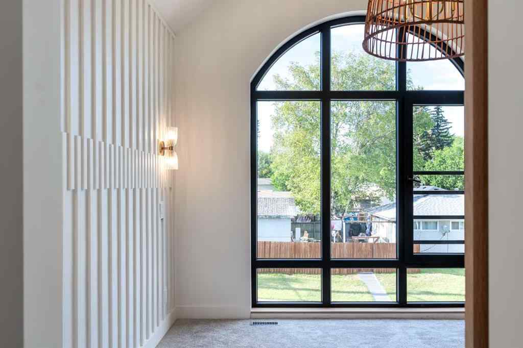 MLS® A2265959 - 4309 32 Avenue SW in Glenbrook Calgary, Residential