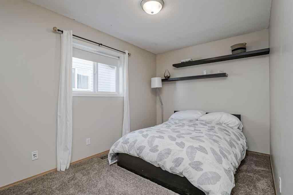 MLS® A2265961 - 8 Everstone Rise SW in Evergreen Calgary, Residential