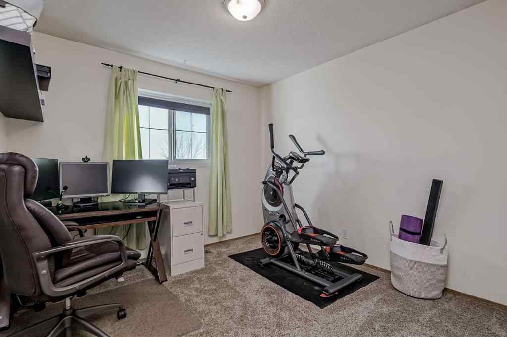 MLS® A2265961 - 8 Everstone Rise SW in Evergreen Calgary, Residential