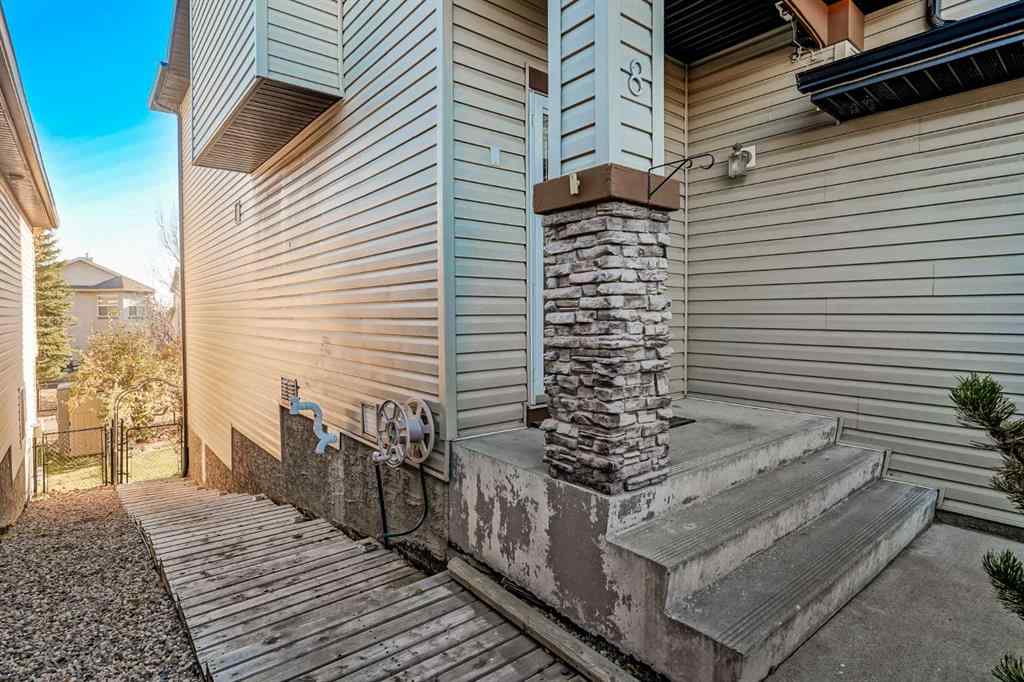 MLS® A2265961 - 8 Everstone Rise SW in Evergreen Calgary, Residential