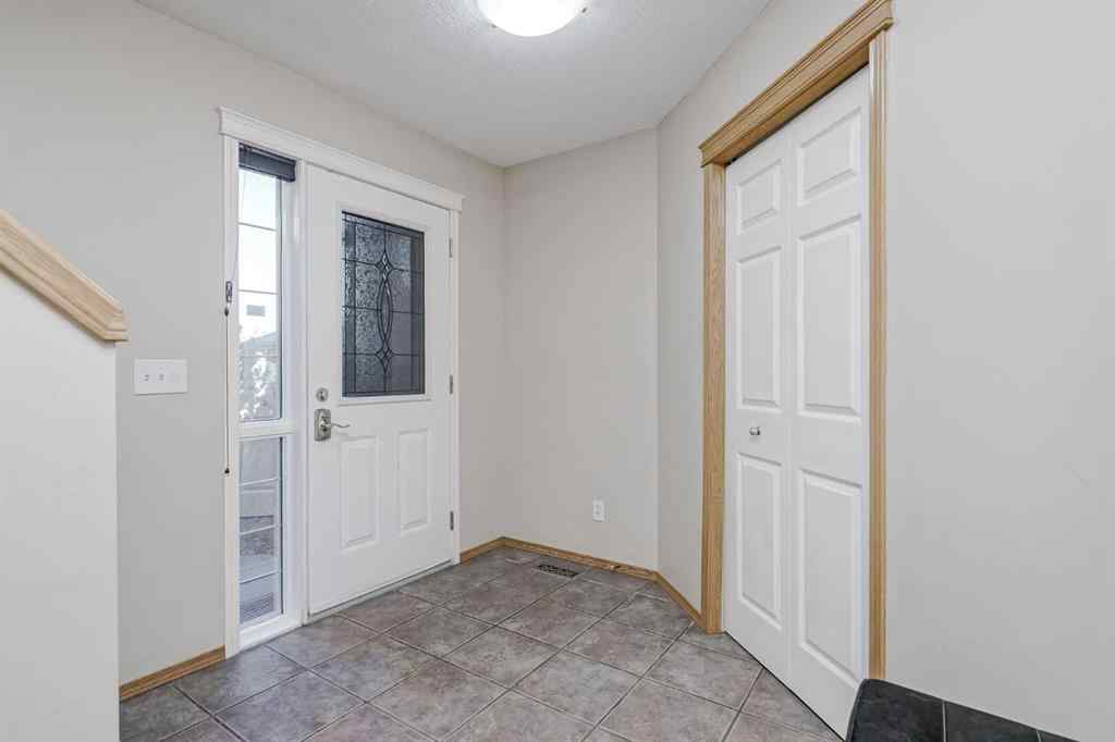 MLS® A2265961 - 8 Everstone Rise SW in Evergreen Calgary, Residential