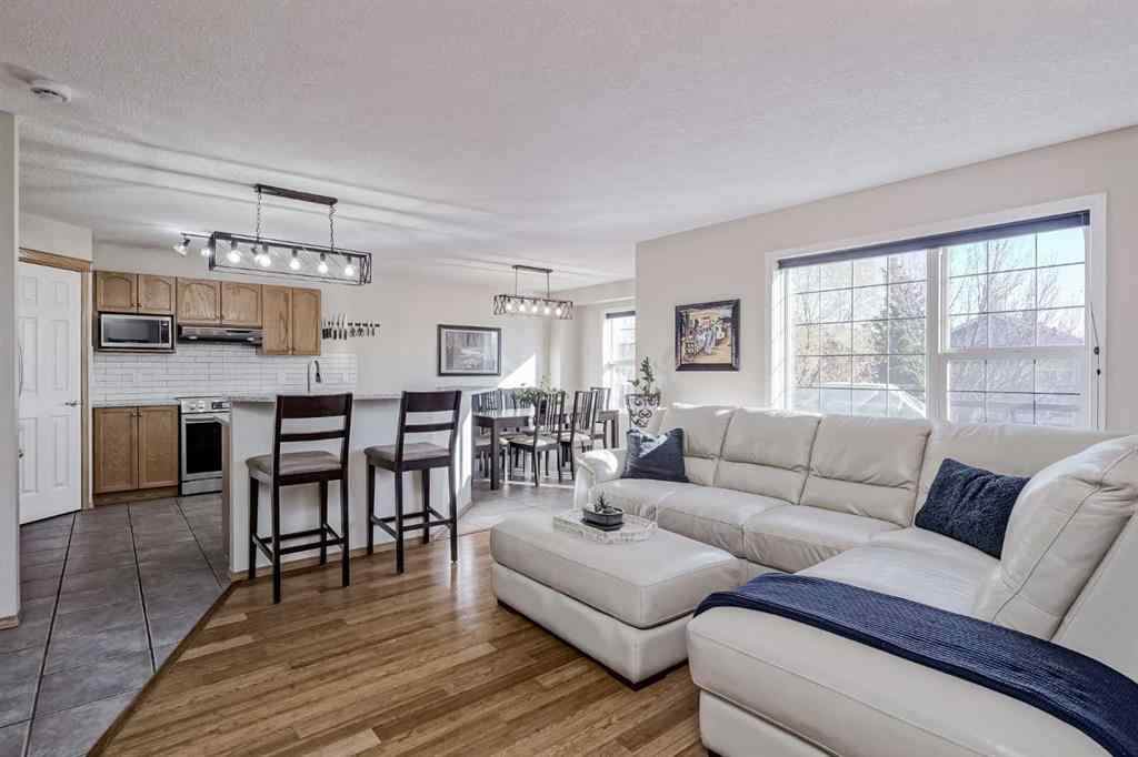 MLS® A2265961 - 8 Everstone Rise SW in Evergreen Calgary, Residential