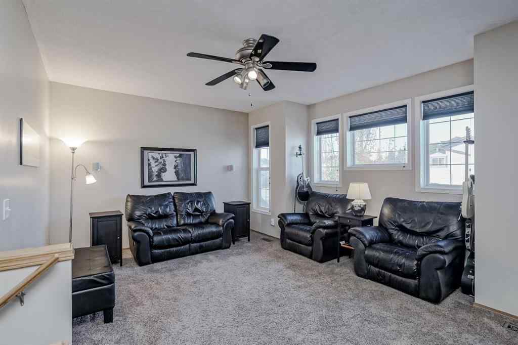 MLS® A2265961 - 8 Everstone Rise SW in Evergreen Calgary, Residential