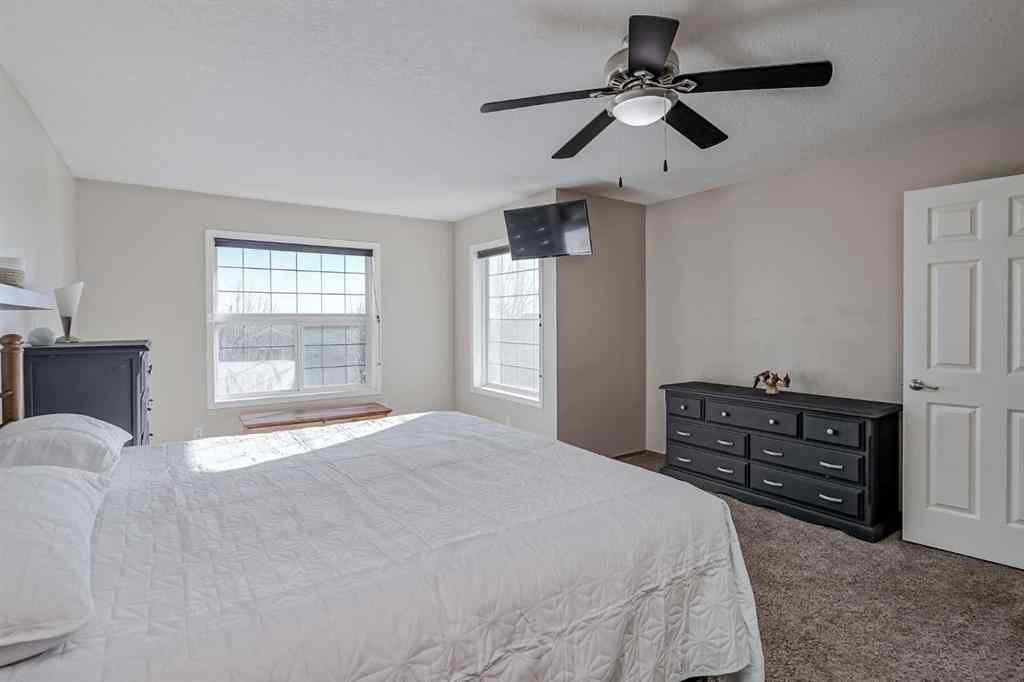 MLS® A2265961 - 8 Everstone Rise SW in Evergreen Calgary, Residential