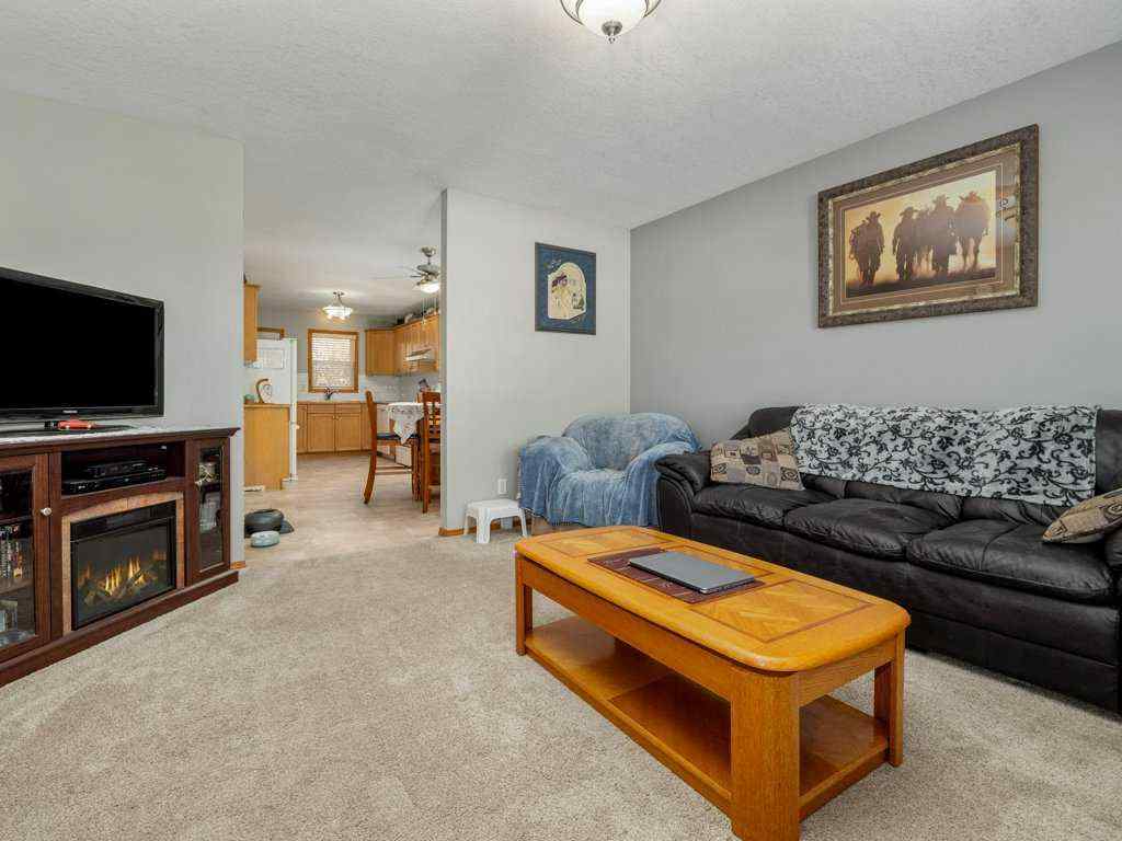 MLS® A2265971 - 159 Cougar Crescent N in Uplands Lethbridge, Residential