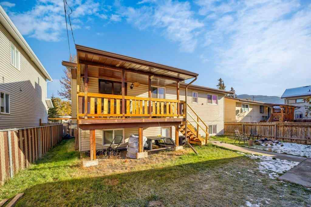 MLS® A2265974 - 11538 21 Avenue  in NONE Blairmore, Residential