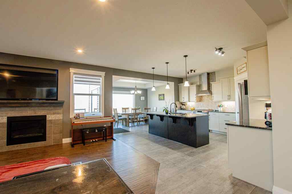 MLS® A2265975 - 8622 120 Avenue  in Copperwood Grande Prairie, Residential
