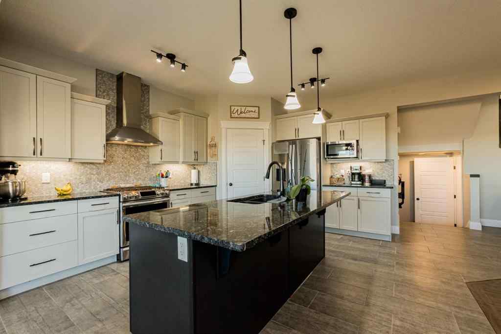 MLS® A2265975 - 8622 120 Avenue  in Copperwood Grande Prairie, Residential