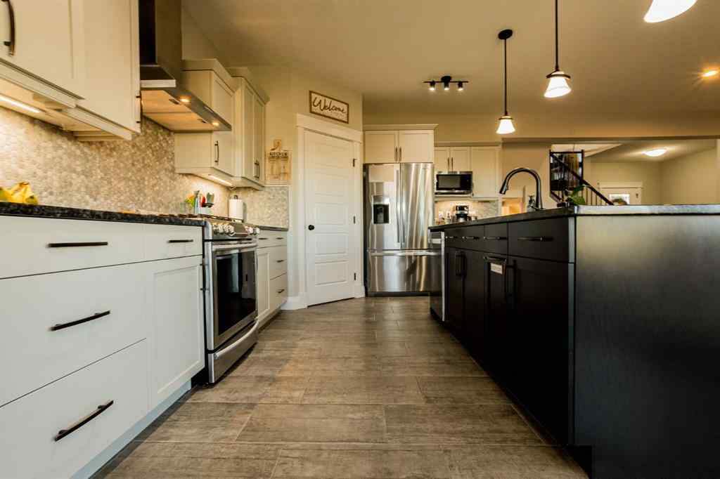 MLS® A2265975 - 8622 120 Avenue  in Copperwood Grande Prairie, Residential