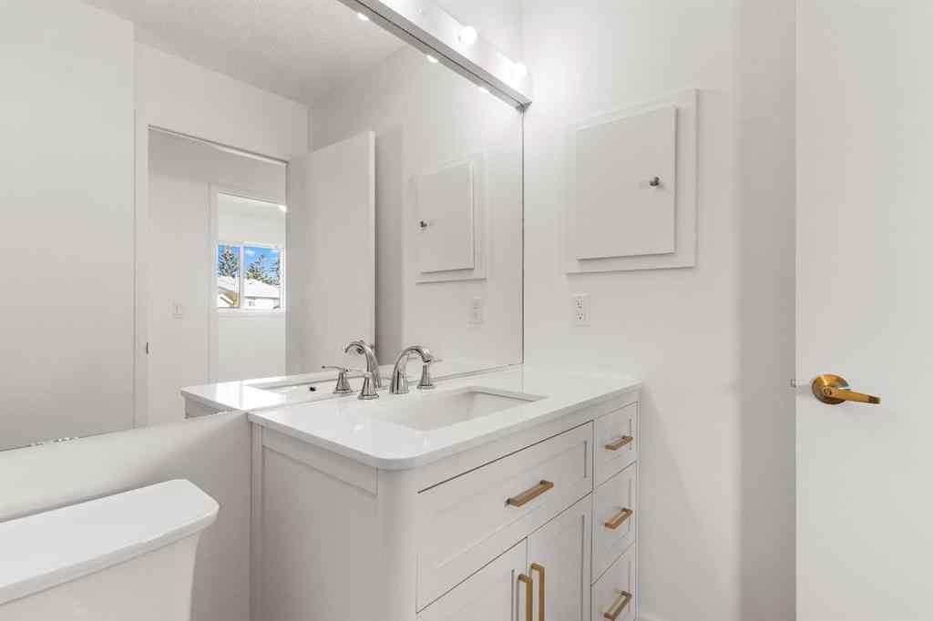 MLS® A2265976 - 2 West Barrett Place  in West Valley Cochrane, Residential