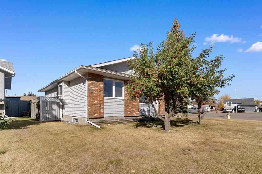 MLS® A2265976 - 2 West Barrett Place  in West Valley Cochrane, Residential