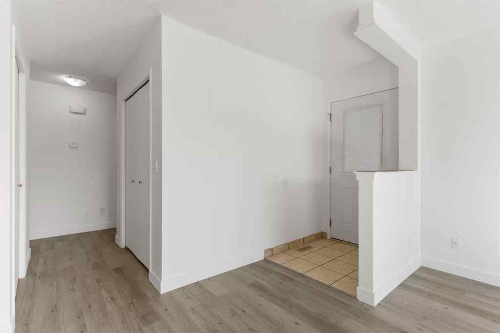 MLS® A2265976 - 2 West Barrett Place  in West Valley Cochrane, Residential