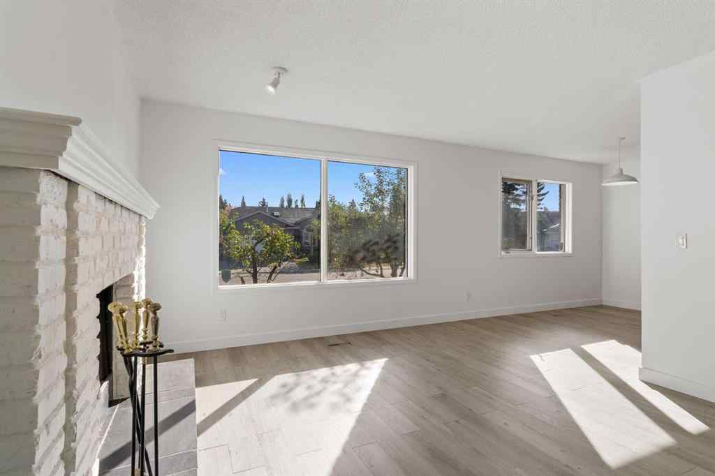 MLS® A2265976 - 2 West Barrett Place  in West Valley Cochrane, Residential