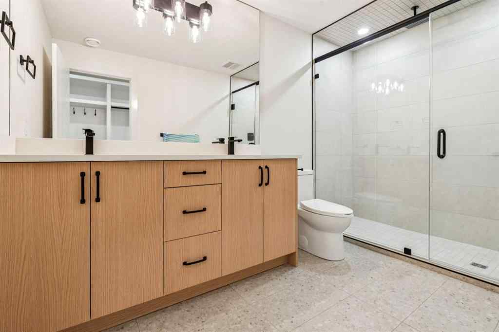 MLS® A2265980 - 643 36 Street SW in Spruce Cliff Calgary, Residential