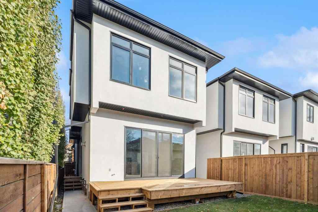 MLS® A2265980 - 643 36 Street SW in Spruce Cliff Calgary, Residential