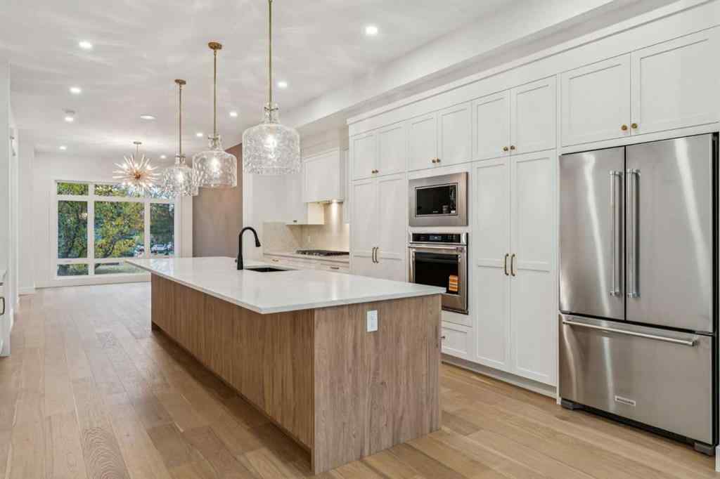 MLS® A2265980 - 643 36 Street SW in Spruce Cliff Calgary, Residential