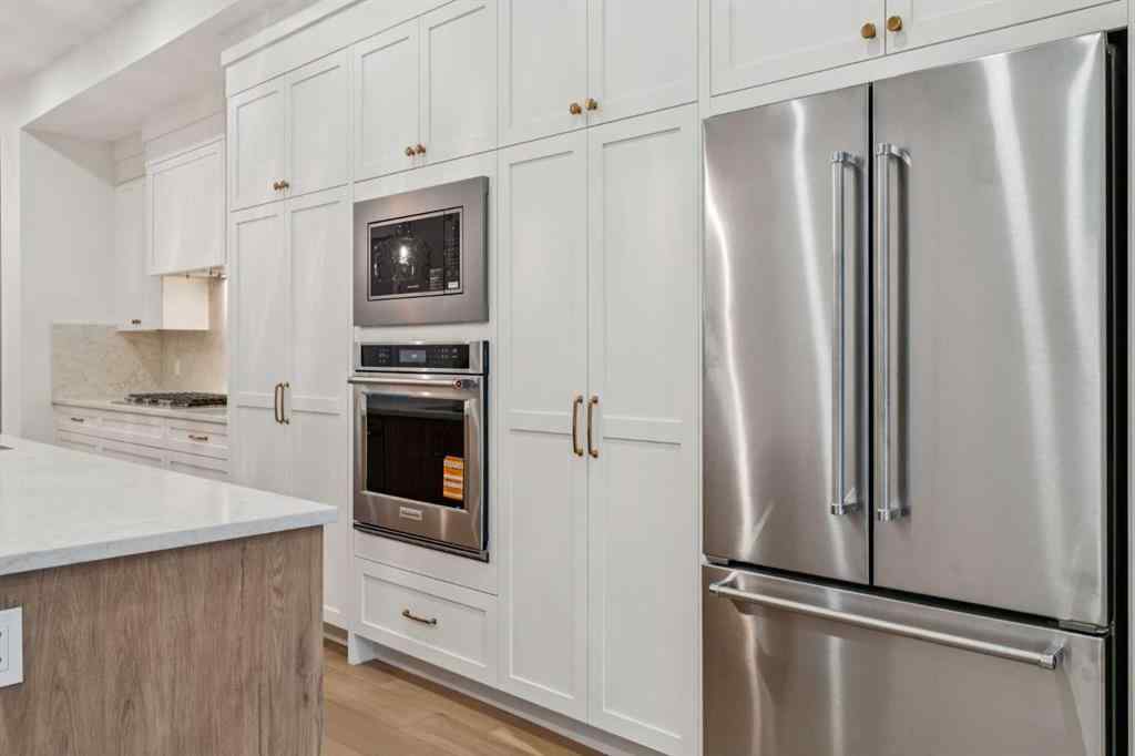 MLS® A2265980 - 643 36 Street SW in Spruce Cliff Calgary, Residential