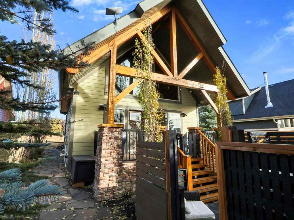 MLS® A2265981 - 256 CottageClub Crescent  in Cottage Club at Ghost Lake Rural Rocky View County, Residential