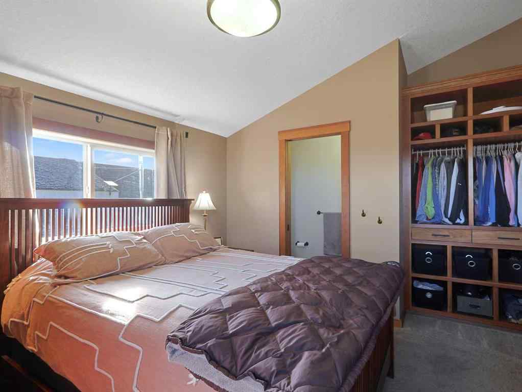 MLS® A2265981 - 256 CottageClub Crescent  in Cottage Club at Ghost Lake Rural Rocky View County, Residential