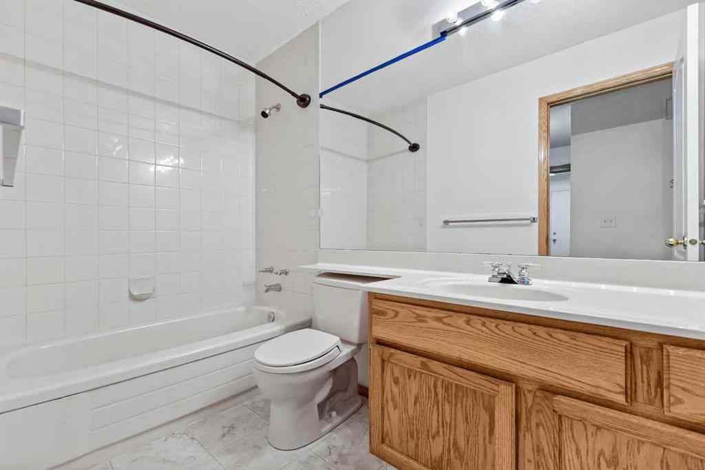 MLS® A2265982 - 3 Pump Hill Landing SW in Pump Hill Calgary, Residential