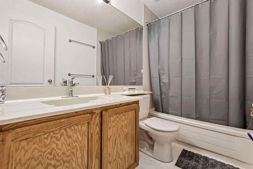 MLS® A2265982 - 3 Pump Hill Landing SW in Pump Hill Calgary, Residential