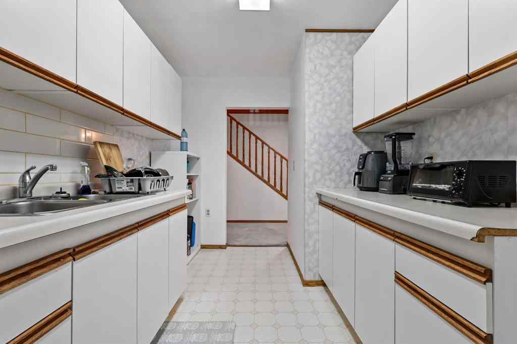 MLS® A2265982 - 3 Pump Hill Landing SW in Pump Hill Calgary, Residential