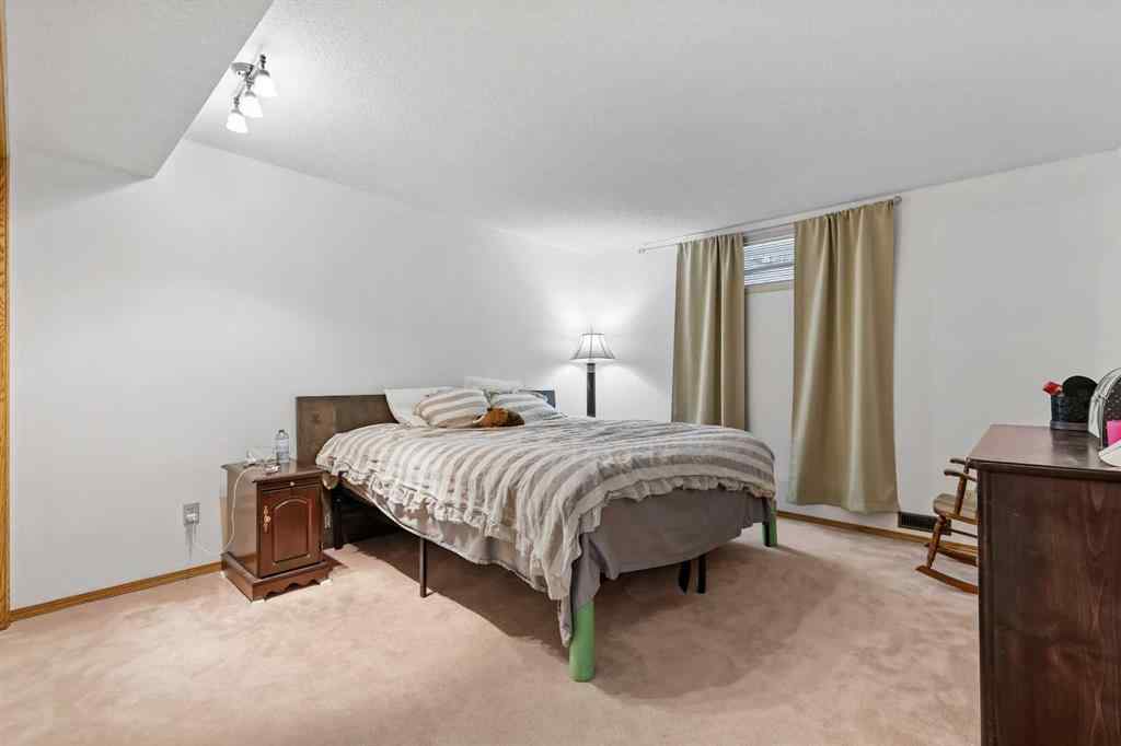 MLS® A2265982 - 3 Pump Hill Landing SW in Pump Hill Calgary, Residential