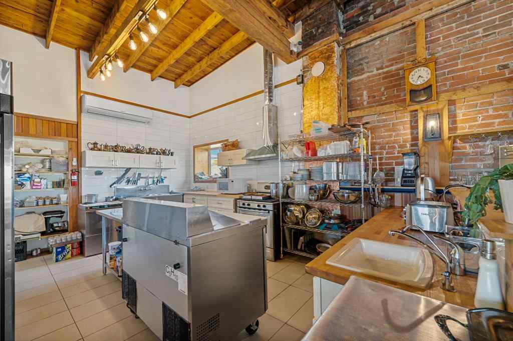 MLS® A2265983 - 320 Railway Avenue  in NONE Granum, Commercial