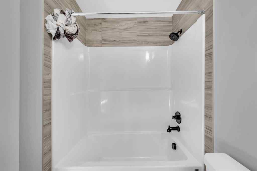 MLS® A2265984 - 118 Homestead Park NE in Homestead Calgary, Residential