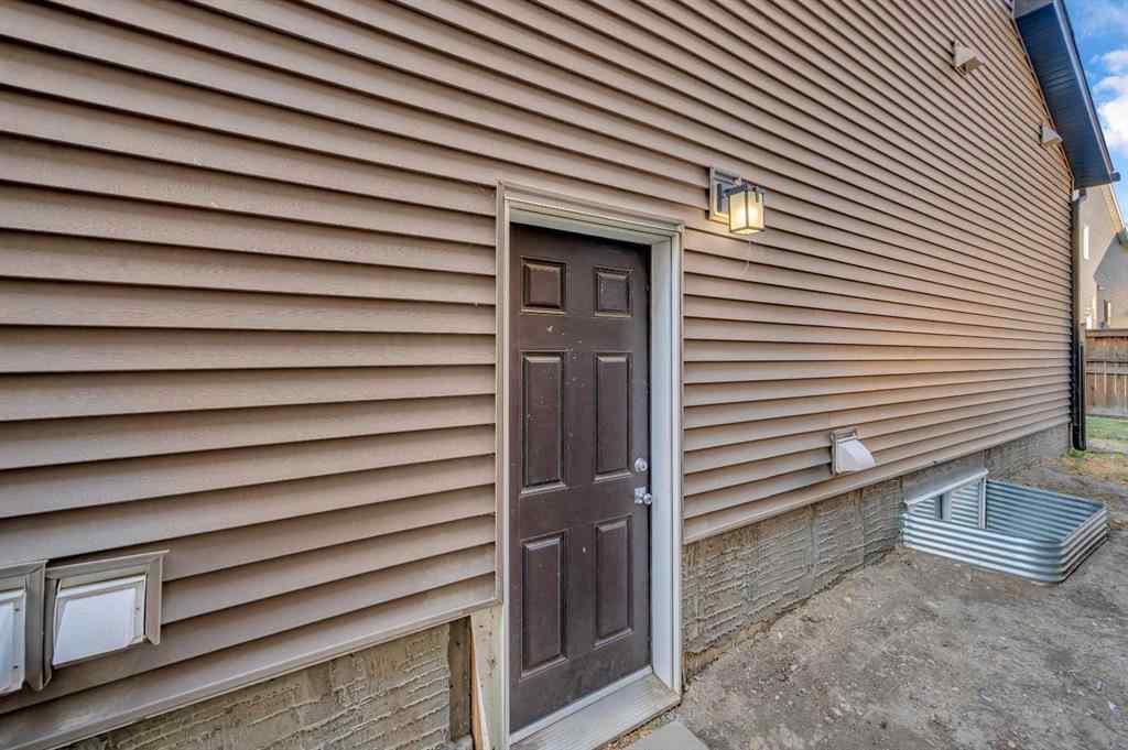 MLS® A2265984 - 118 Homestead Park NE in Homestead Calgary, Residential