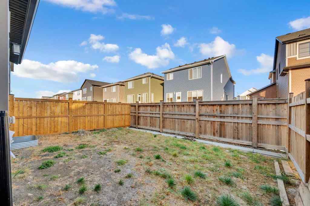 MLS® A2265984 - 118 Homestead Park NE in Homestead Calgary, Residential