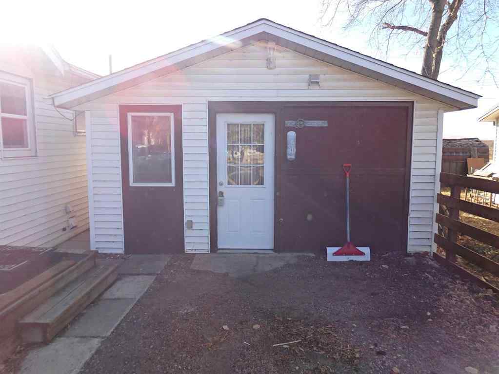MLS® A2265986 - 5409 46 Avenue  in Vermilion Vermilion, Residential
