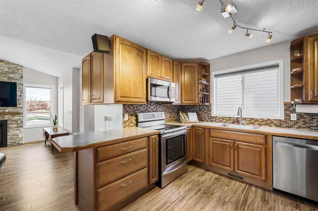 MLS® A2265988 - 92 Hidden Spring Place NW in Hidden Valley Calgary, Residential