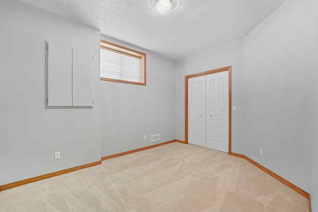 MLS® A2265991 - 36 Eagleview Heights  in GlenEagles Cochrane, Residential