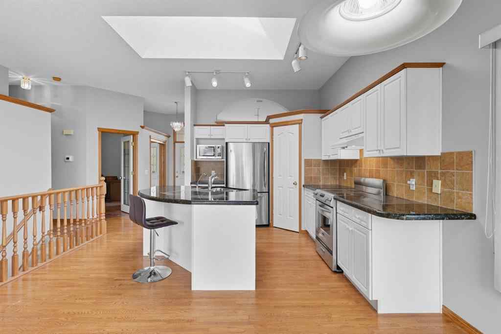 MLS® A2265991 - 36 Eagleview Heights  in GlenEagles Cochrane, Residential