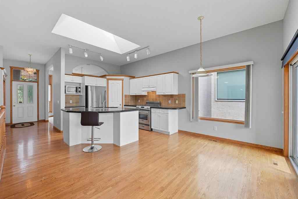 MLS® A2265991 - 36 Eagleview Heights  in GlenEagles Cochrane, Residential