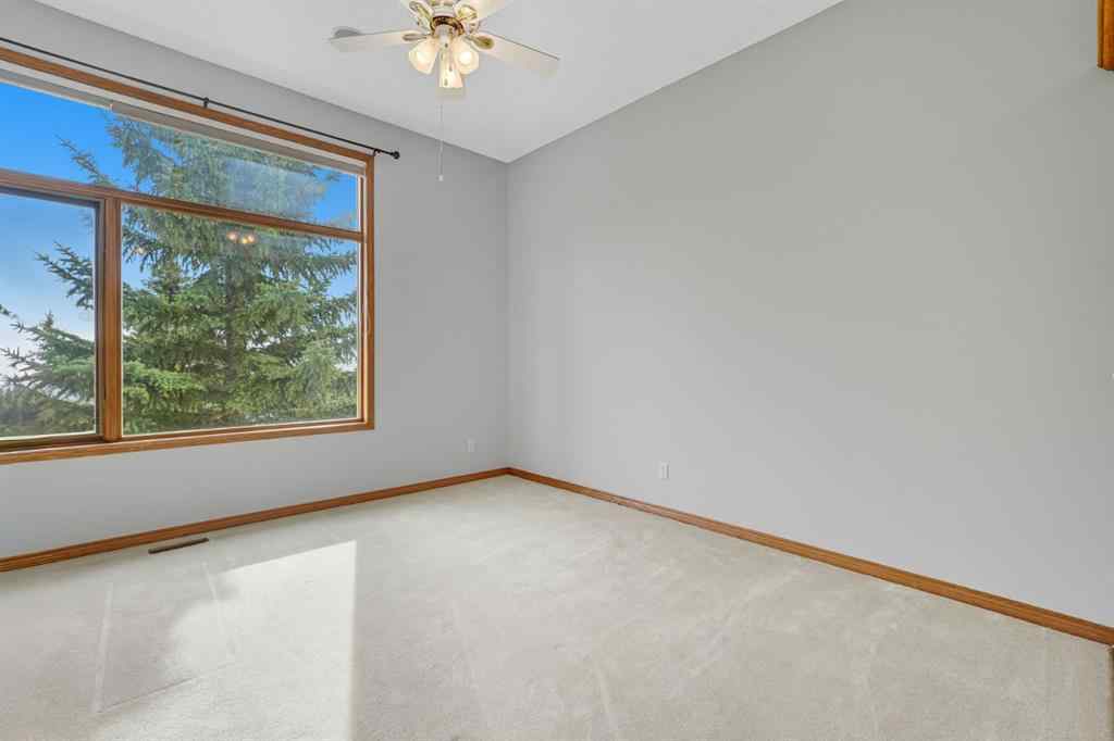 MLS® A2265991 - 36 Eagleview Heights  in GlenEagles Cochrane, Residential