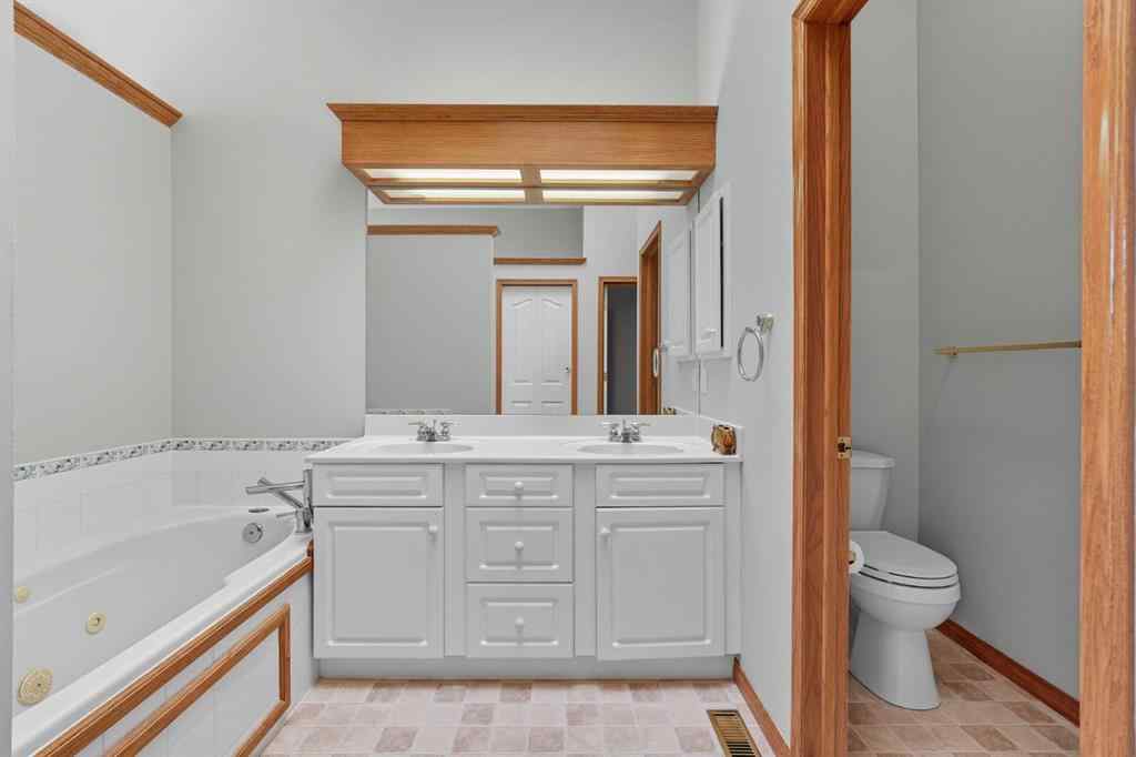 MLS® A2265991 - 36 Eagleview Heights  in GlenEagles Cochrane, Residential