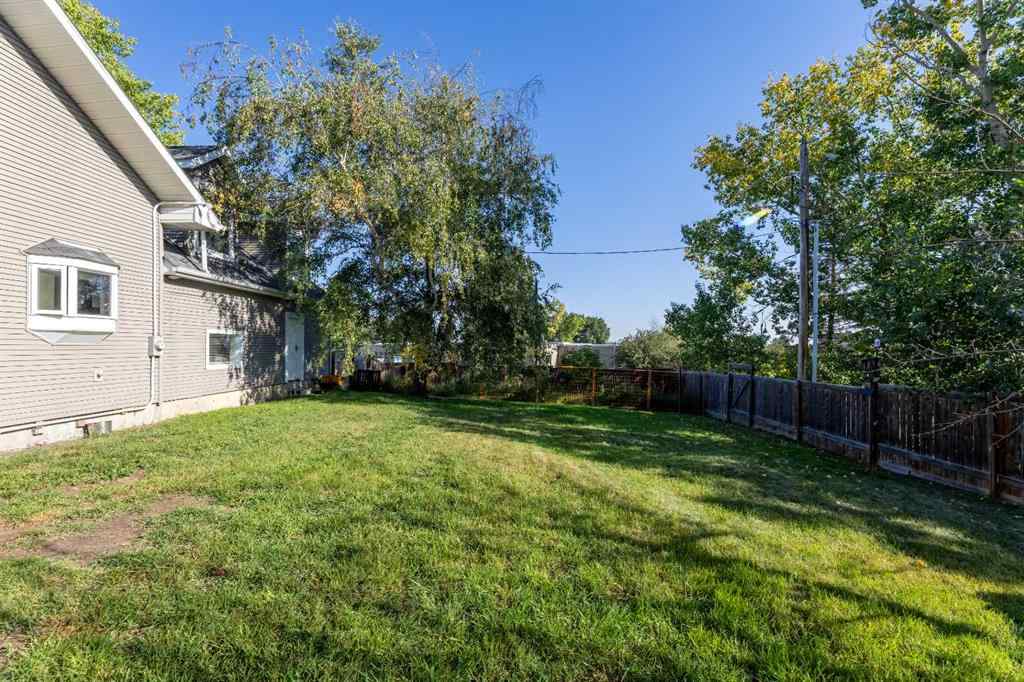 MLS&reg; # A2265994 - 1919 14 Street  in NONE Didsbury, Residential Open Houses