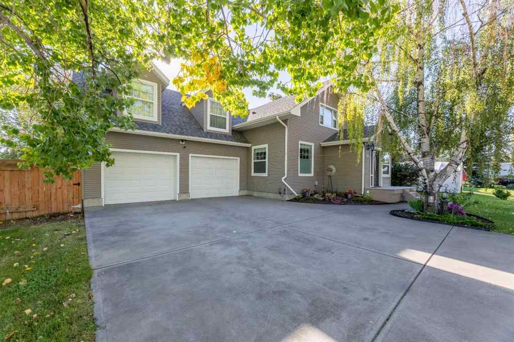 MLS&reg; # A2265994 - 1919 14 Street  in NONE Didsbury, Residential Open Houses