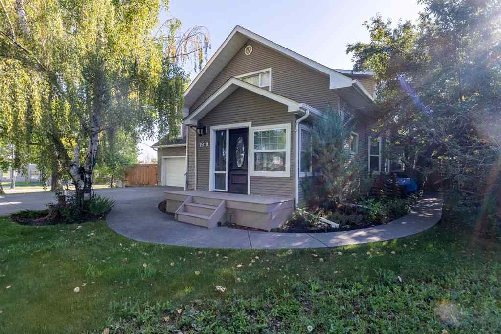MLS&reg; # A2265994 - 1919 14 Street  in NONE Didsbury, Residential Open Houses