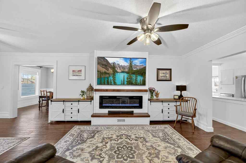 MLS&reg; # A2265994 - 1919 14 Street  in NONE Didsbury, Residential Open Houses