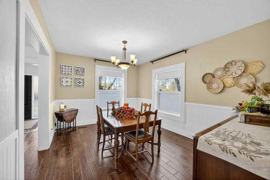 MLS&reg; # A2265994 - 1919 14 Street  in NONE Didsbury, Residential Open Houses