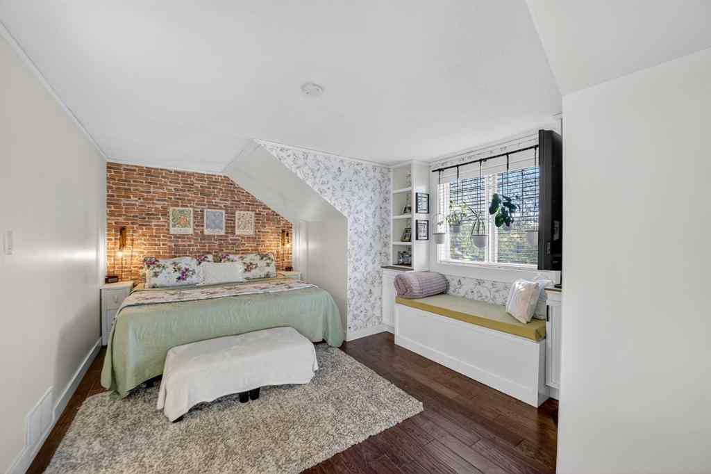 MLS&reg; # A2265994 - 1919 14 Street  in NONE Didsbury, Residential Open Houses