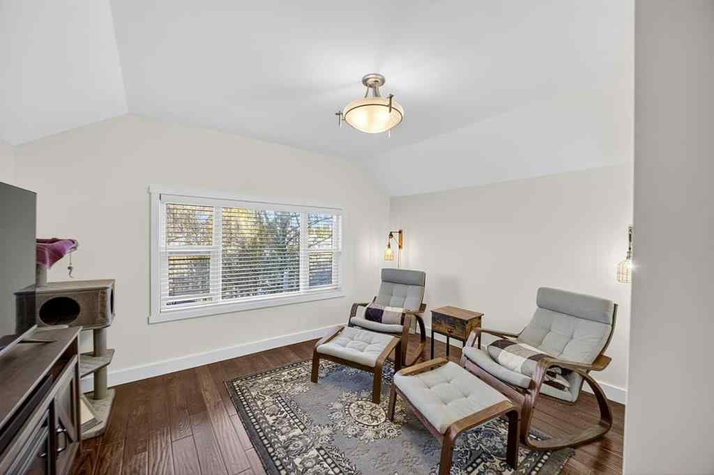 MLS&reg; # A2265994 - 1919 14 Street  in NONE Didsbury, Residential Open Houses